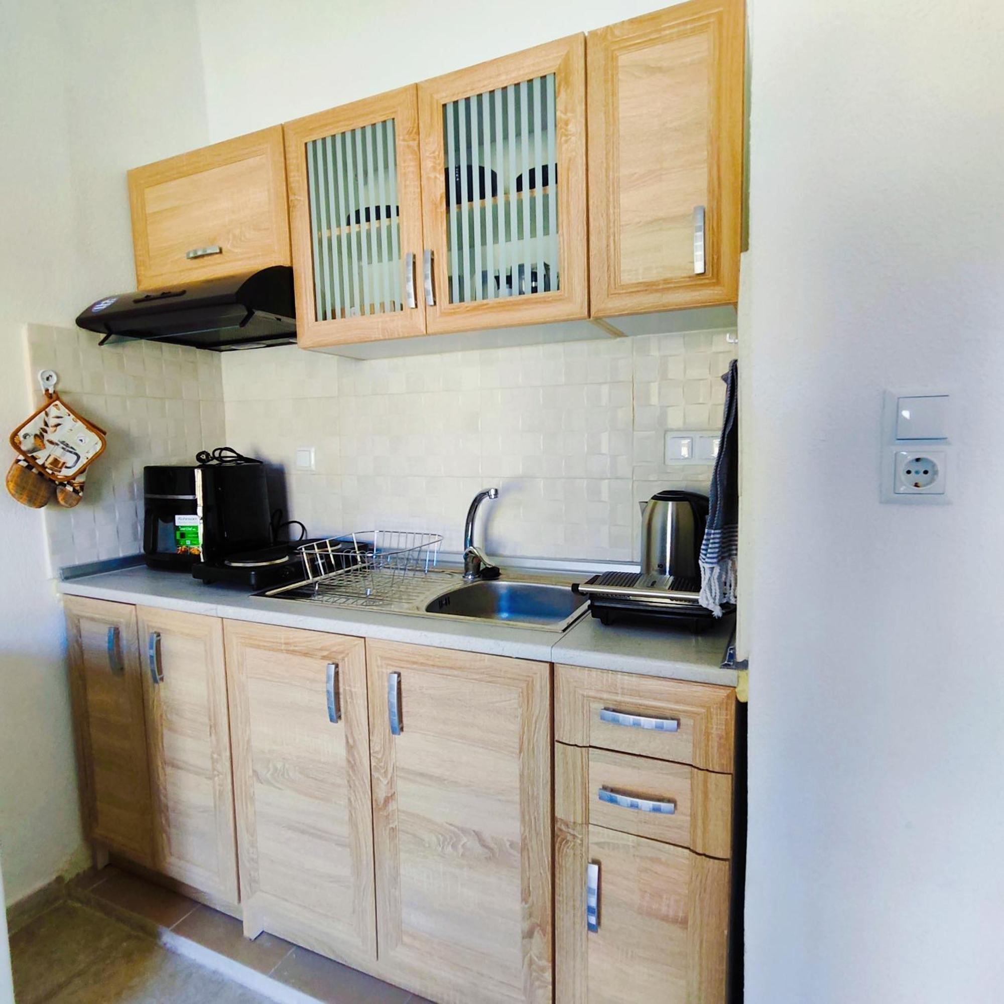 Nea Skioni Comfy Apartments - Halkidiki Екстер'єр фото